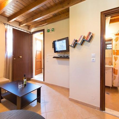 Appartamento 3 Charites Old Town Rhodes City Esterno foto
