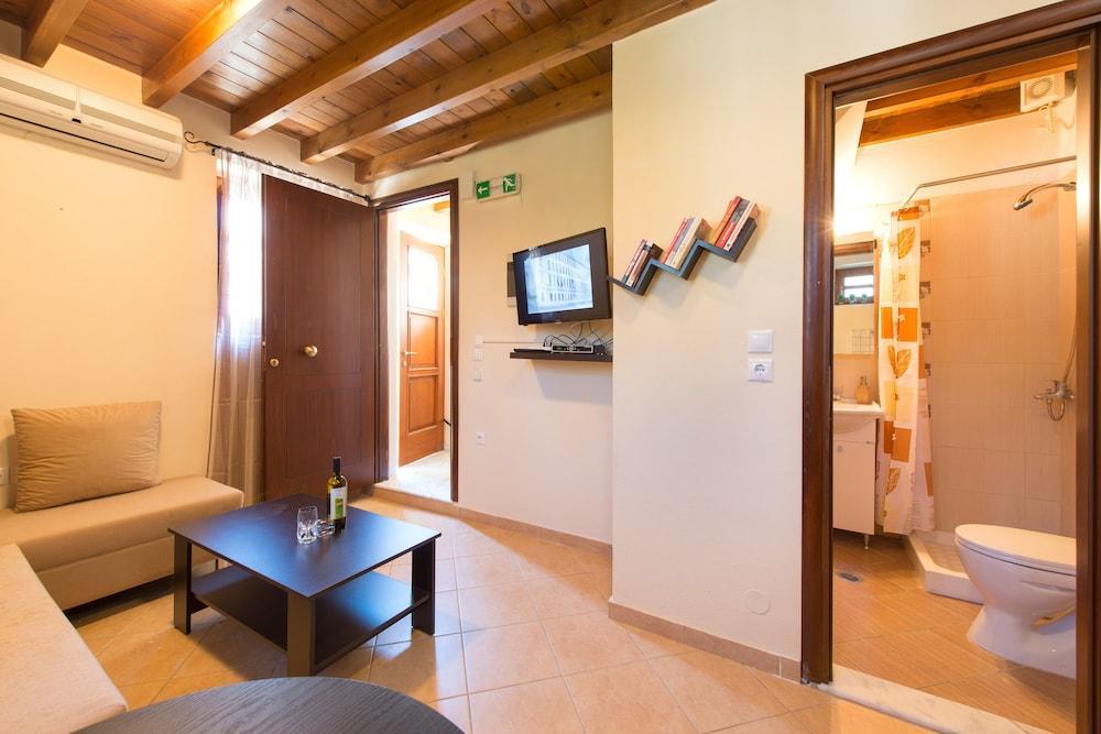 Appartamento 3 Charites Old Town Rhodes City Esterno foto